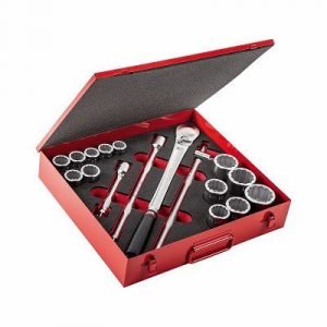 612 3/4 B ASSORTIMENTO IN CASSETTA DI LAMIERA CON BUSSOLE POLIGONALI (17 PZ)
